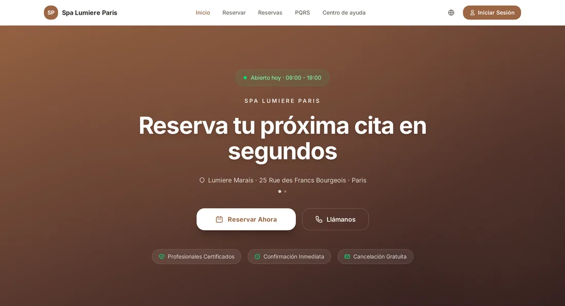 La misma página de reservas, esta vez en tonos tierra: los colores que ha elegido el propio negocio